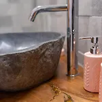 La Casa Di Dario Affittacamere 3*